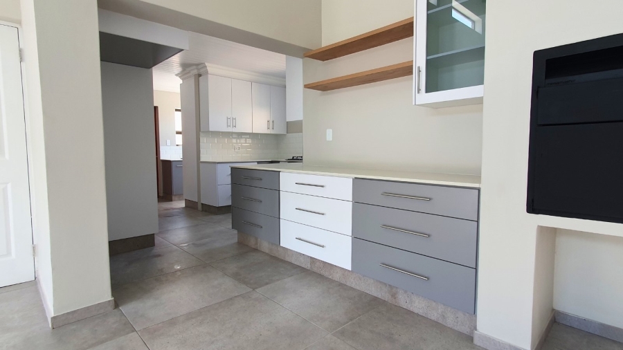 3 Bedroom Property for Sale in Dana Bay Western Cape